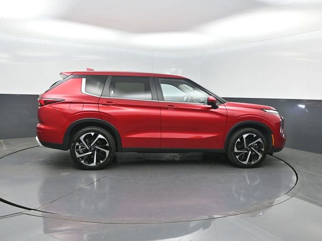 Used 2024 Mitsubishi Outlander SE FWD image 32