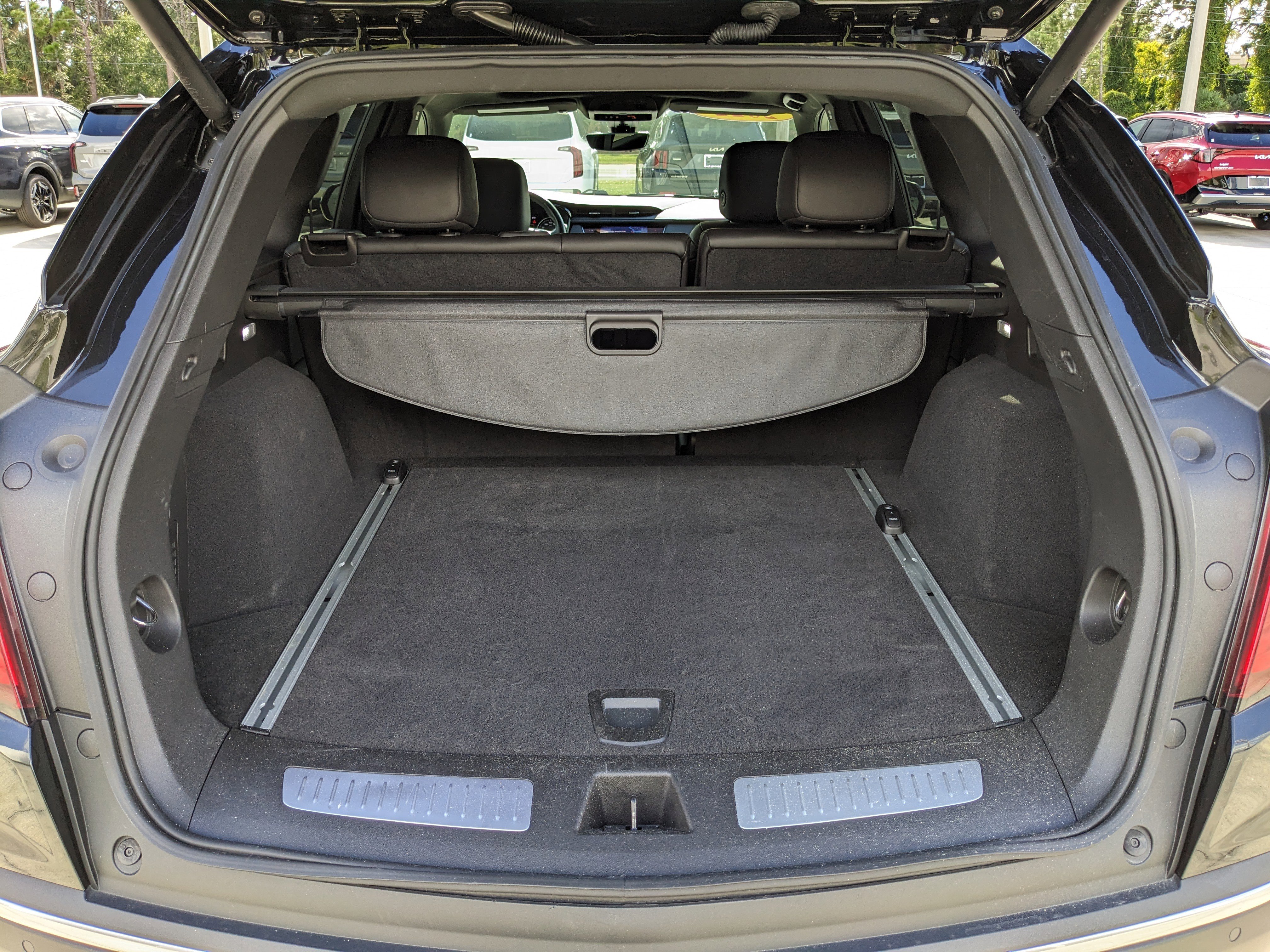 Certified 2022 Cadillac XT5 Premium Luxury w/ Technology Package image 11