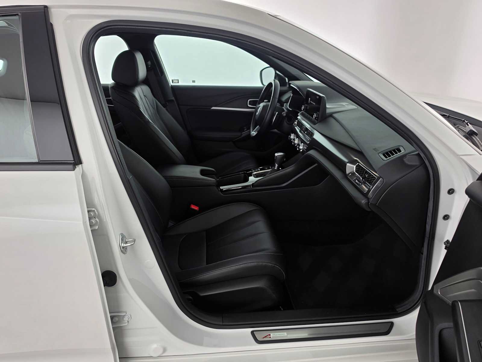 Used 2025 Acura Integra A-Spec FWD image 11