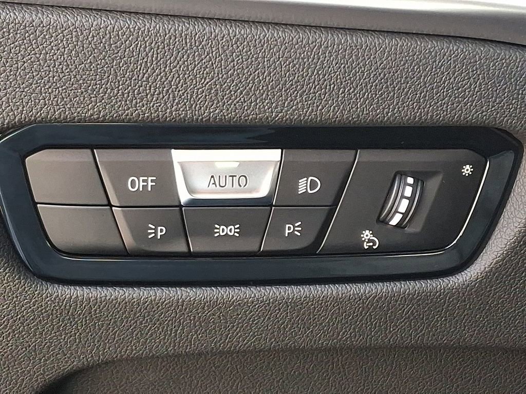 Certified 2025 BMW 230i xDrive Coupe w/ Premium Package image 27