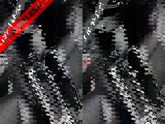 Used 2025 Chevrolet Trax RS w/ Sunroof Package image 16