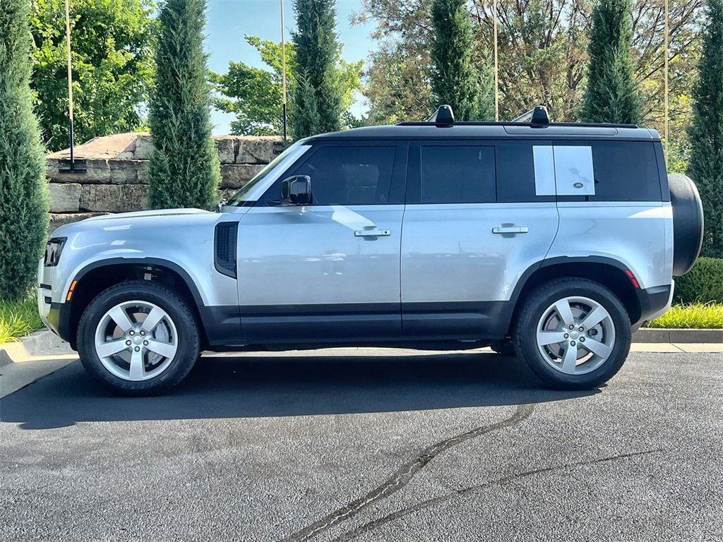 Used 2020 Land Rover Defender 110 First Edition image 2