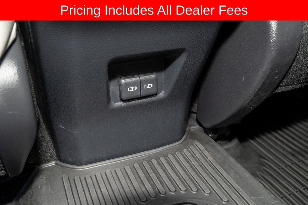 Used 2023 Toyota RAV4 XLE Premium AWD/4WD image 8