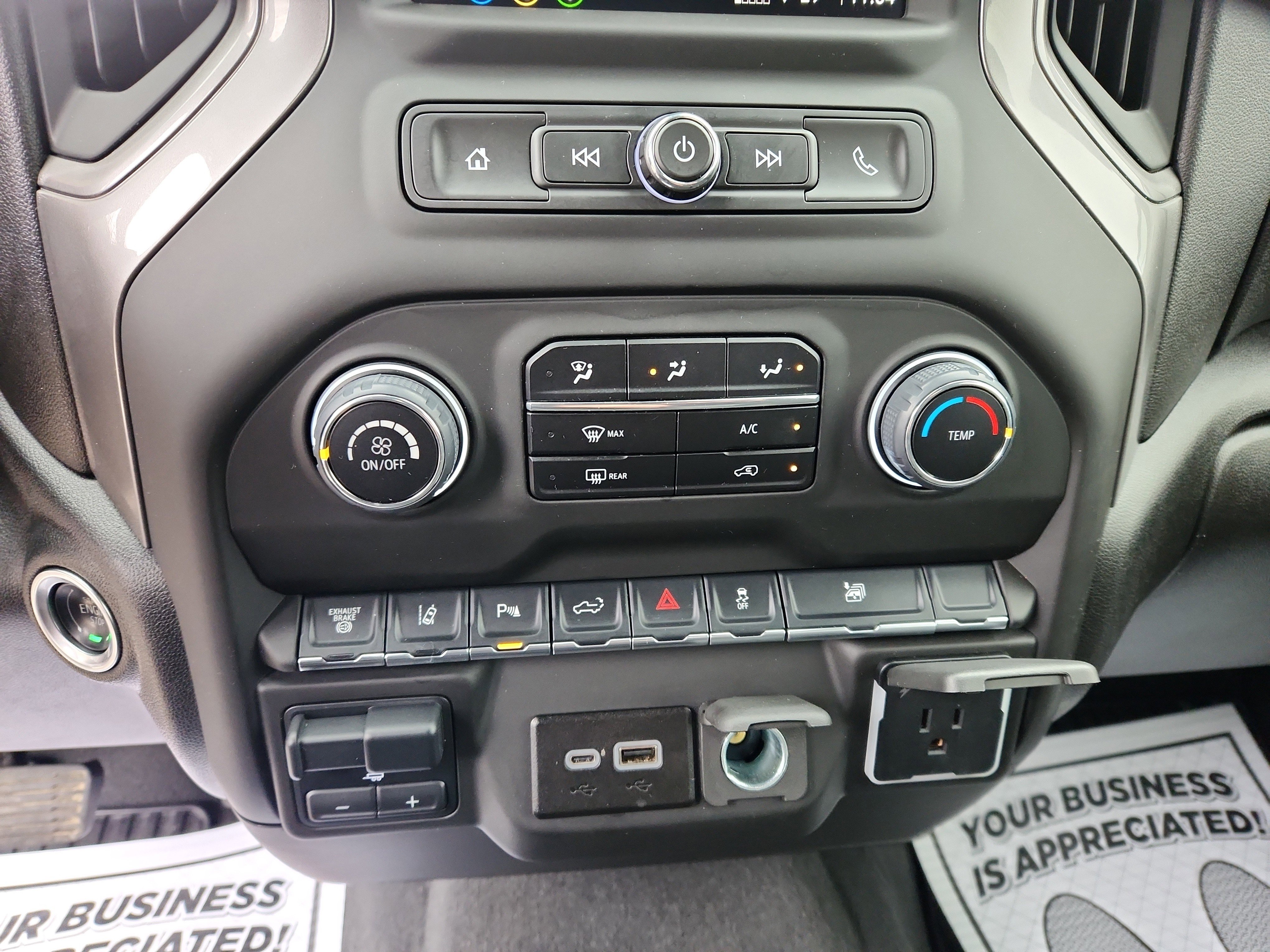 Used 2025 Chevrolet Silverado 2500 Custom w/ Custom Value Package image 25