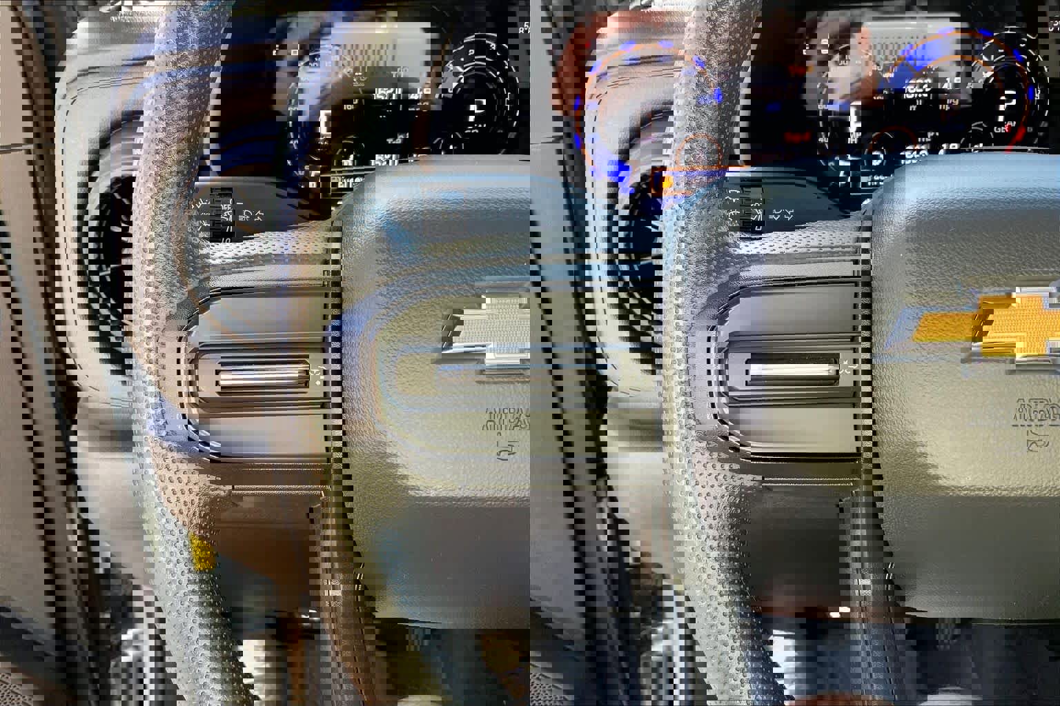 Used 2024 Chevrolet Colorado W/T image 23