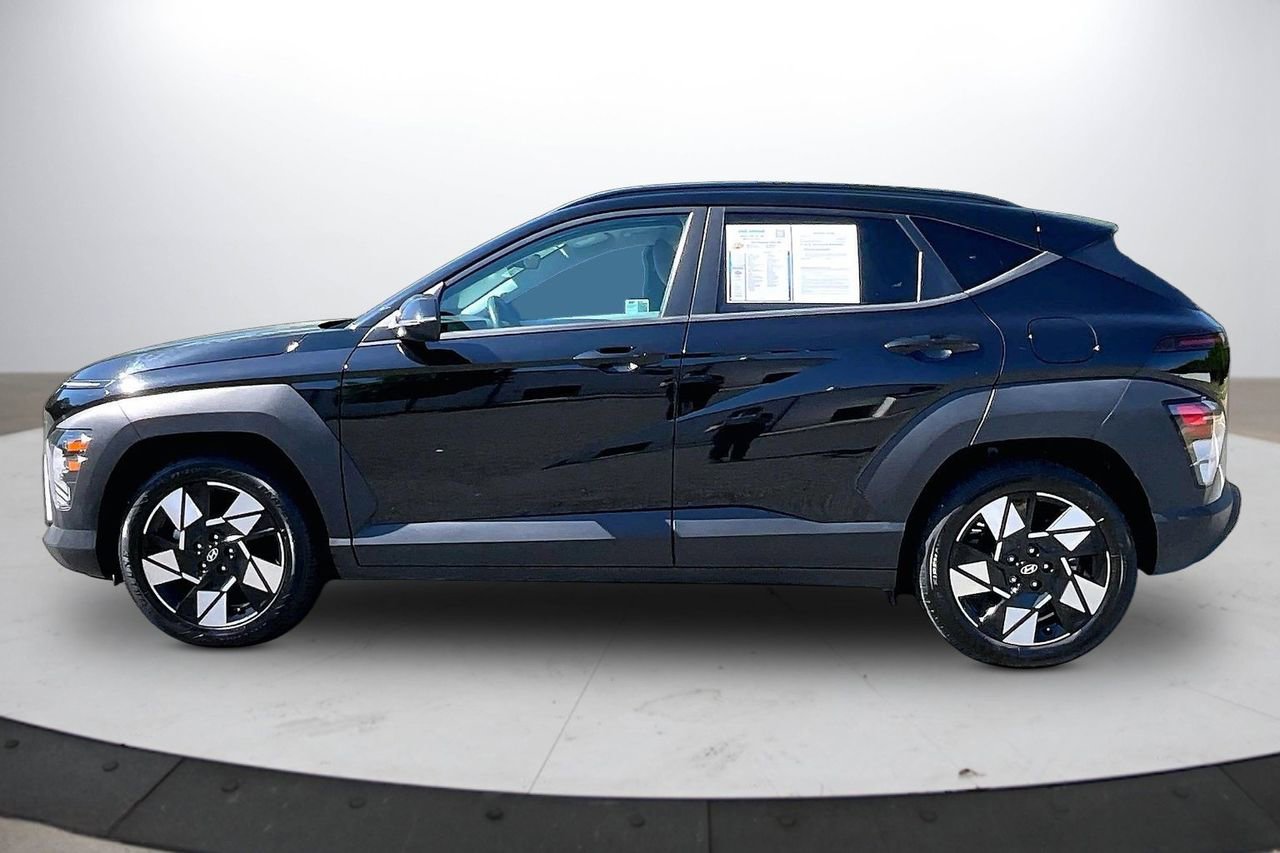 Used 2024 Hyundai Kona SEL FWD image 6