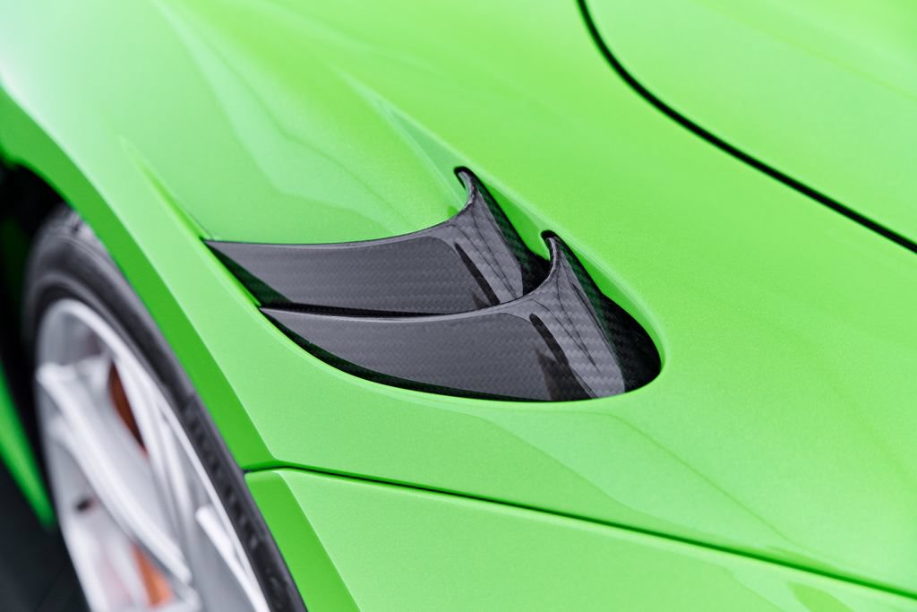Used 2025 McLaren 750S Spider RWD image 42