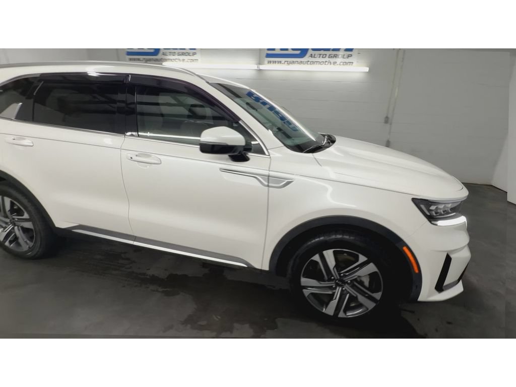 Used 2022 Kia Sorento SX AWD/4WD image 2