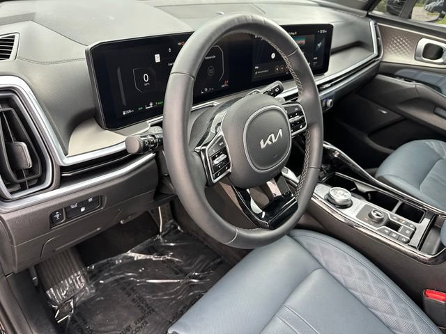 Used 2025 Kia Sorento SX Prestige AWD/4WD image 25