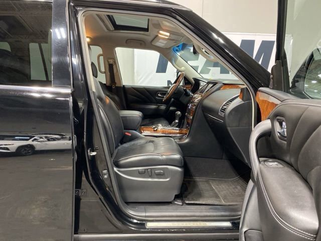 Used 2016 INFINITI QX80 4WD w/ Deluxe Technology Package image 32