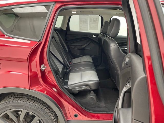 Used 2019 Ford Escape Titanium AWD/4WD image 16