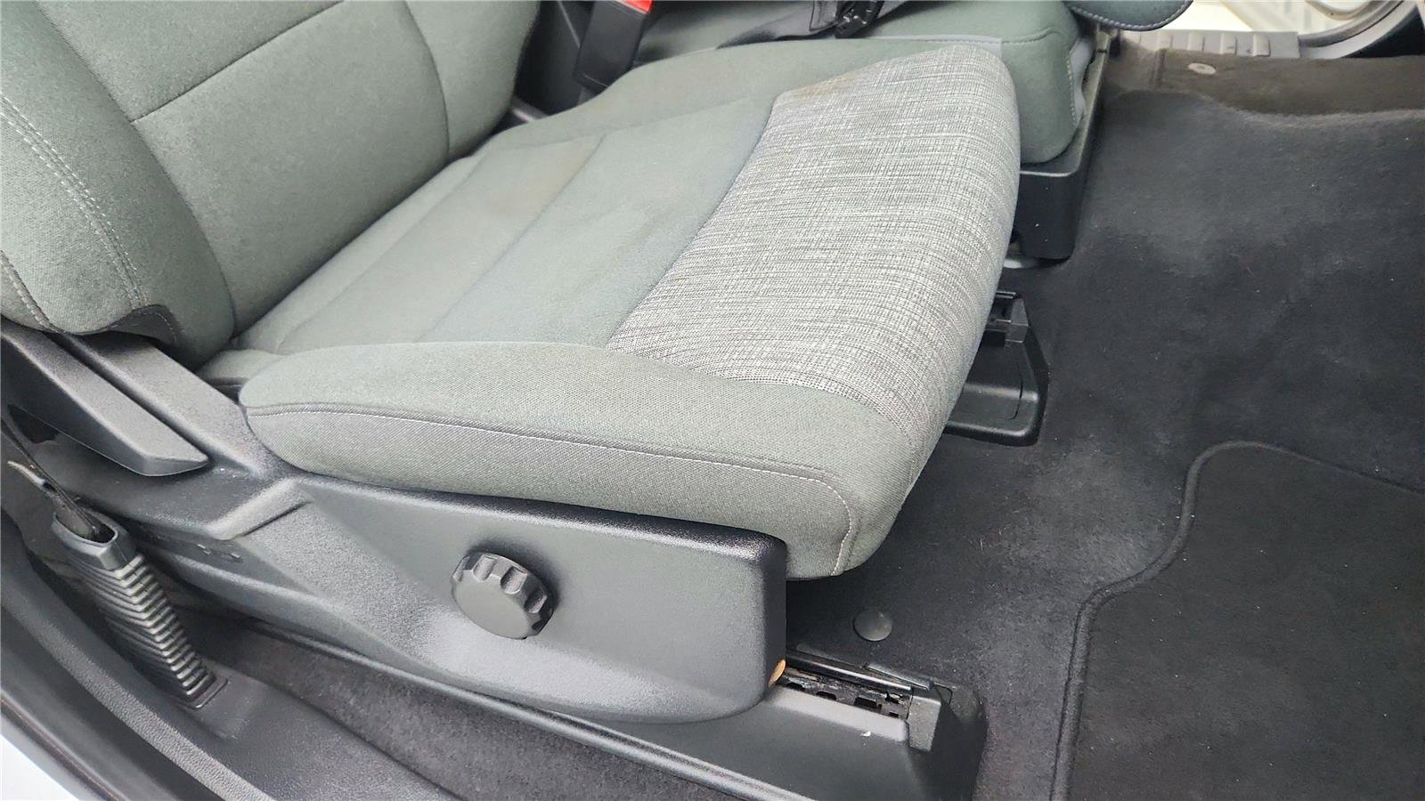 Used 2023 Ford F150 XLT image 38