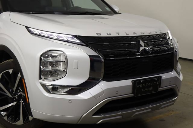 Used 2024 Mitsubishi Outlander SEL image 46