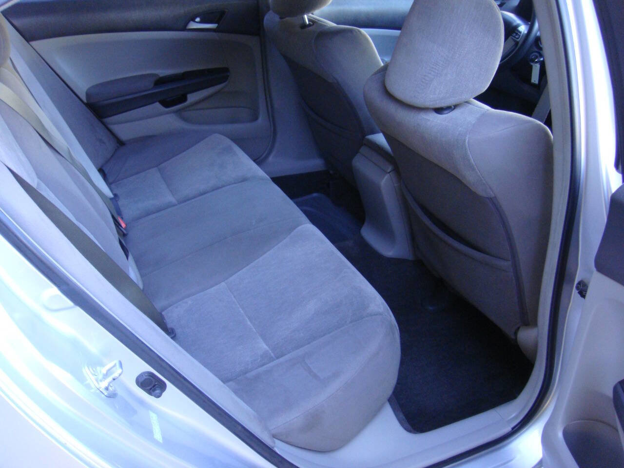 Used 2009 Honda Accord LX-P image 15