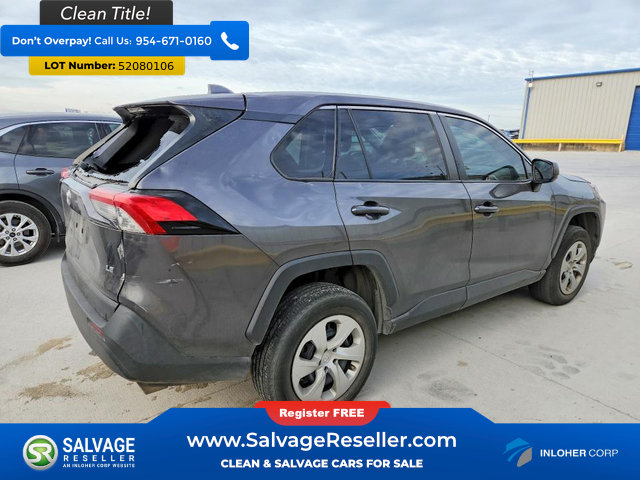 Used 2022 Toyota RAV4 LE FWD image 4