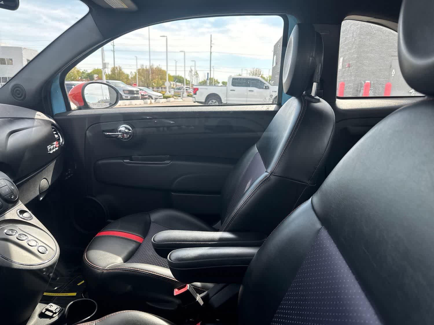 Used 2015 FIAT 500 e w/ Esport Package FWD image 29