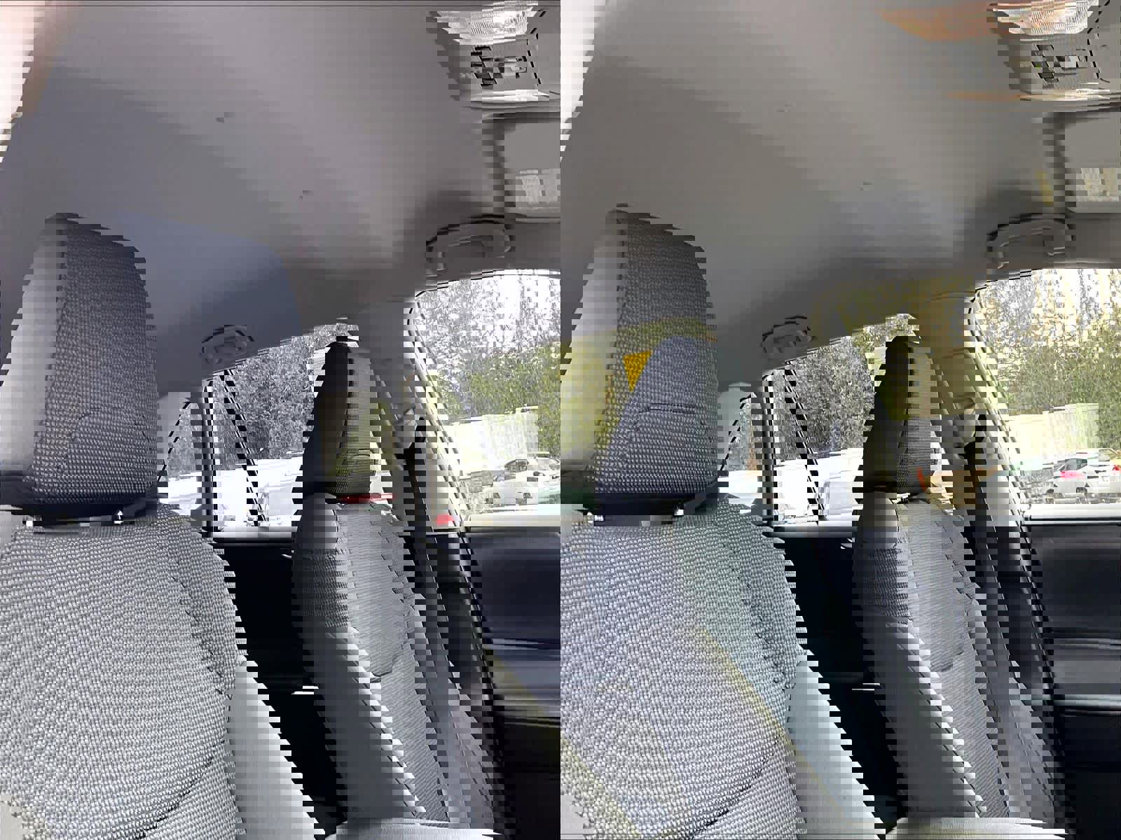 Used 2022 Toyota RAV4 LE image 22