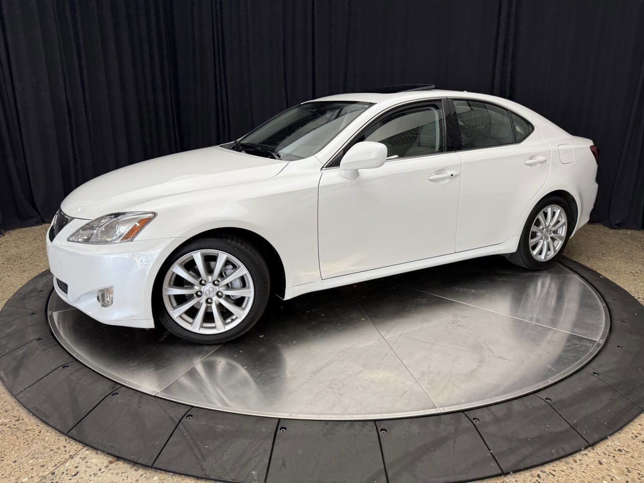 Used 2008 Lexus IS 250 image 3