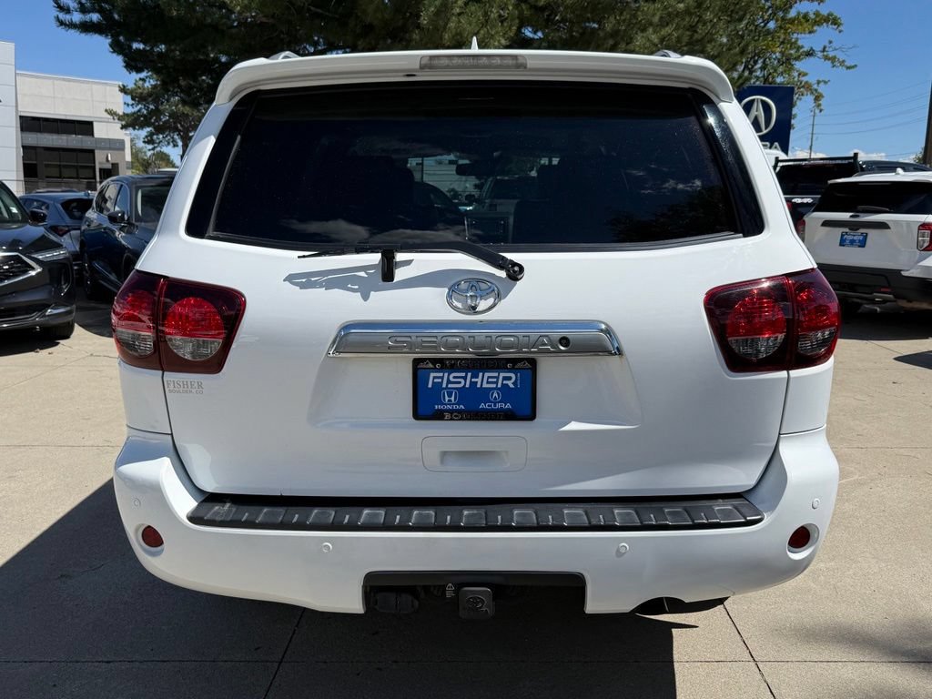 Used 2018 Toyota Sequoia Limited w/ Safety & Convenience Package AWD/4WD image 5