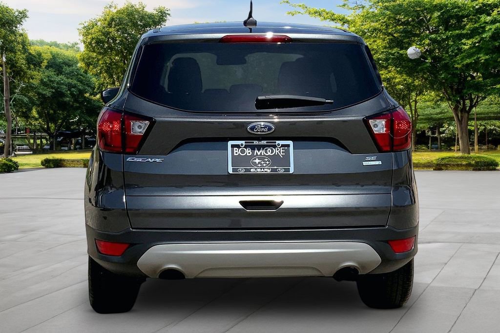 Used 2019 Ford Escape SE image 5