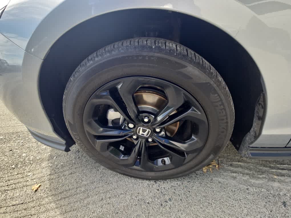 Certified 2025 Honda Accord SE image 2