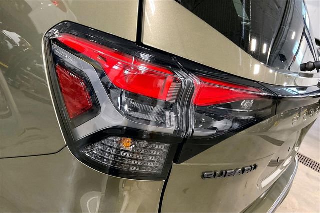 Used 2025 Subaru Forester Premium image 29