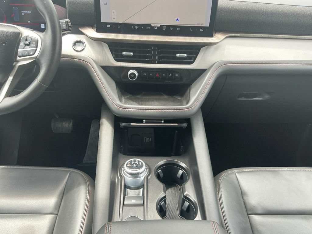 Used 2025 Ford Explorer Active w/ Active Comfort Package AWD/4WD image 20