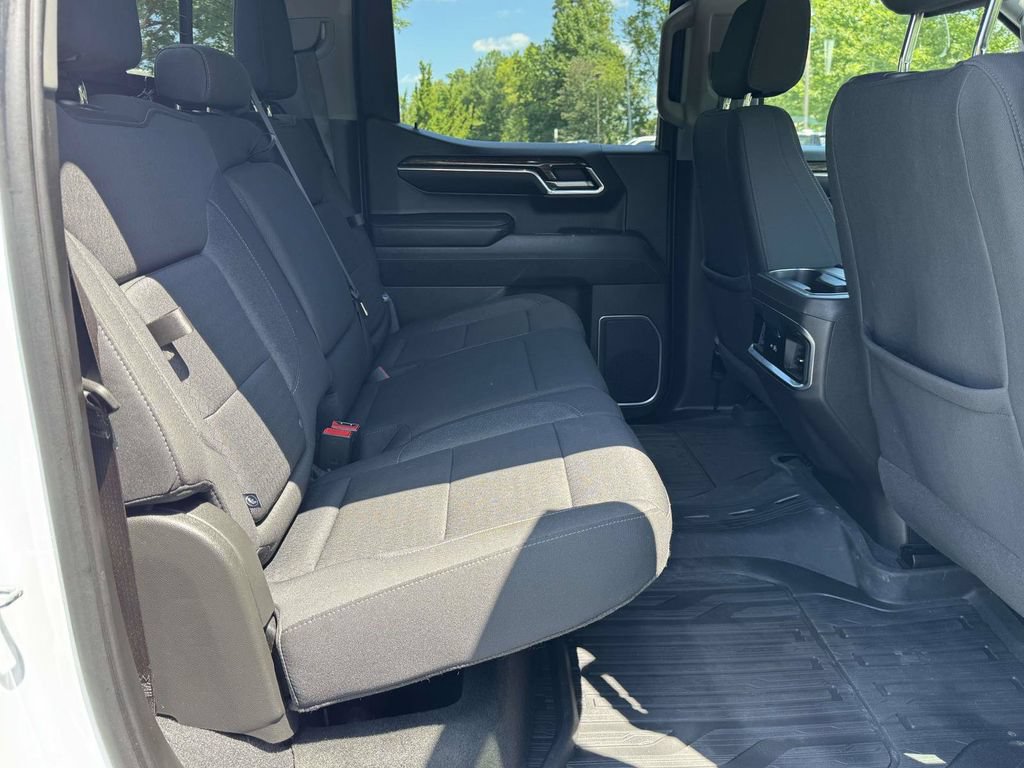 Used 2023 GMC Sierra 1500 Elevation w/ Preferred Package AWD/4WD image 16