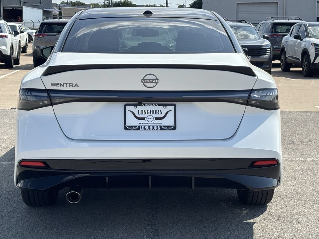 New 2027 Nissan Sentra SR w/ SR Premium Package FWD image 4