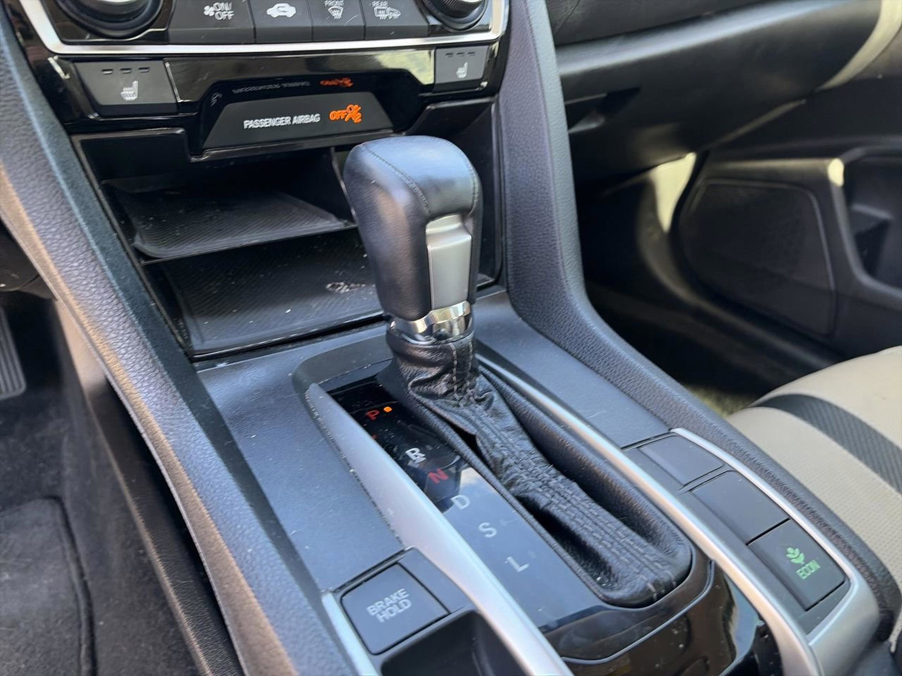 Used 2018 Honda Civic EX-L image 16