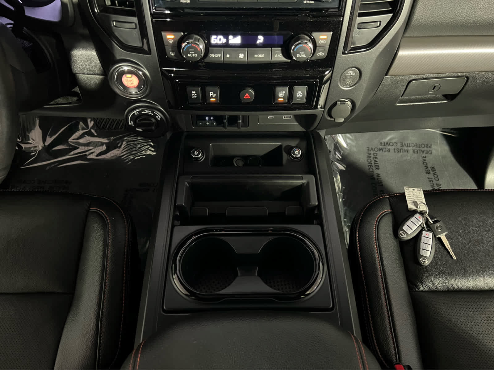 Certified 2024 Nissan Titan PRO-4X w/ Pro-4x Convenience Package AWD/4WD image 13