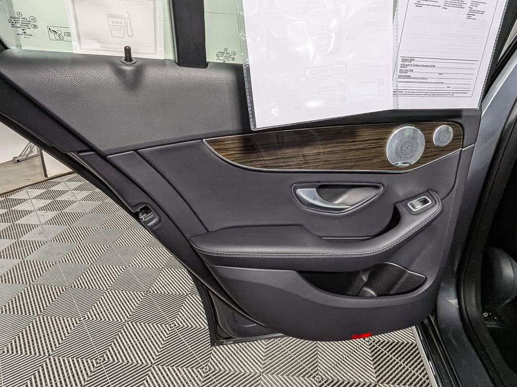 Used 2018 Mercedes-Benz C 300 4MATIC Sedan image 39