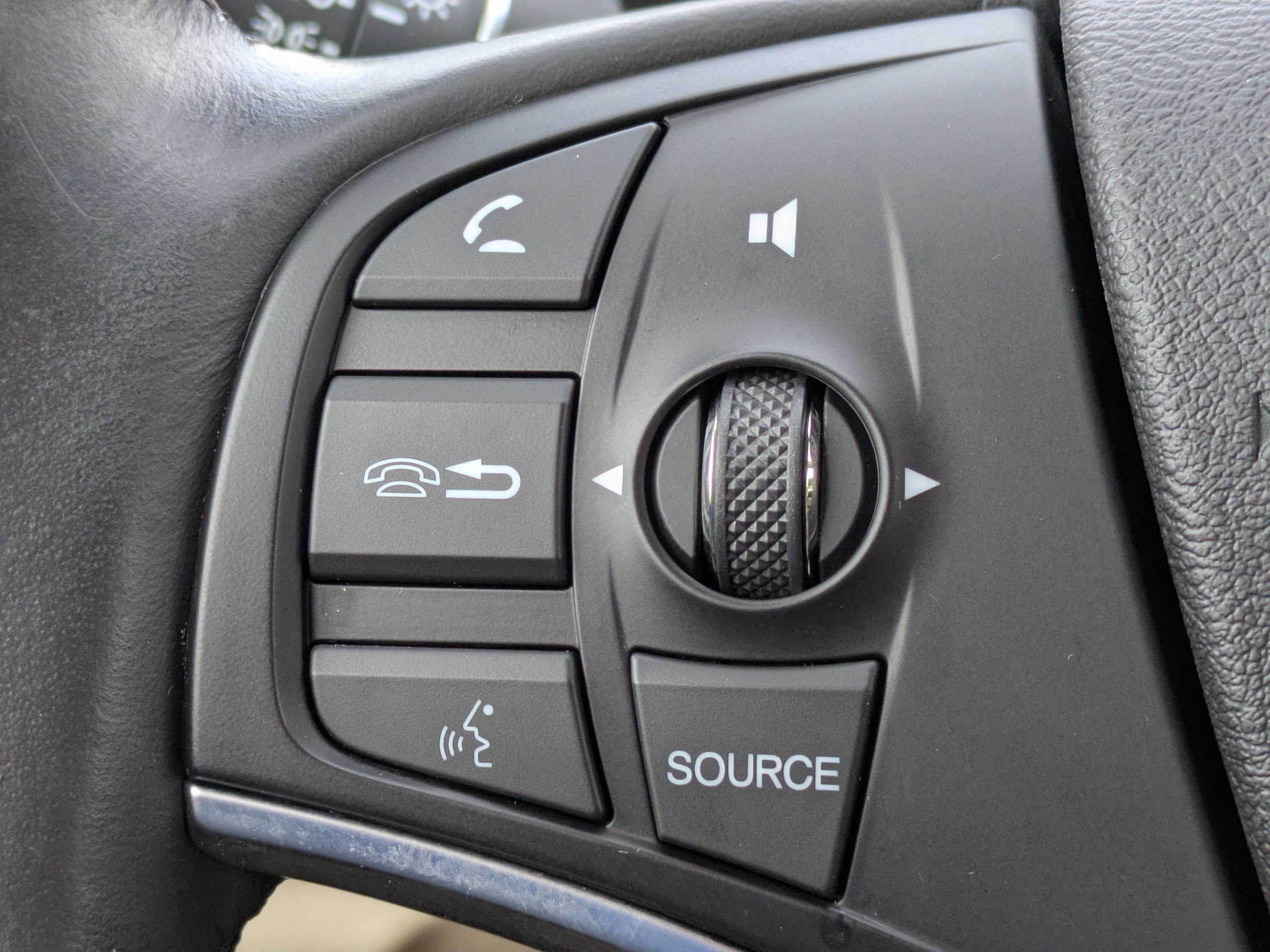 Used 2017 Acura MDX FWD image 24