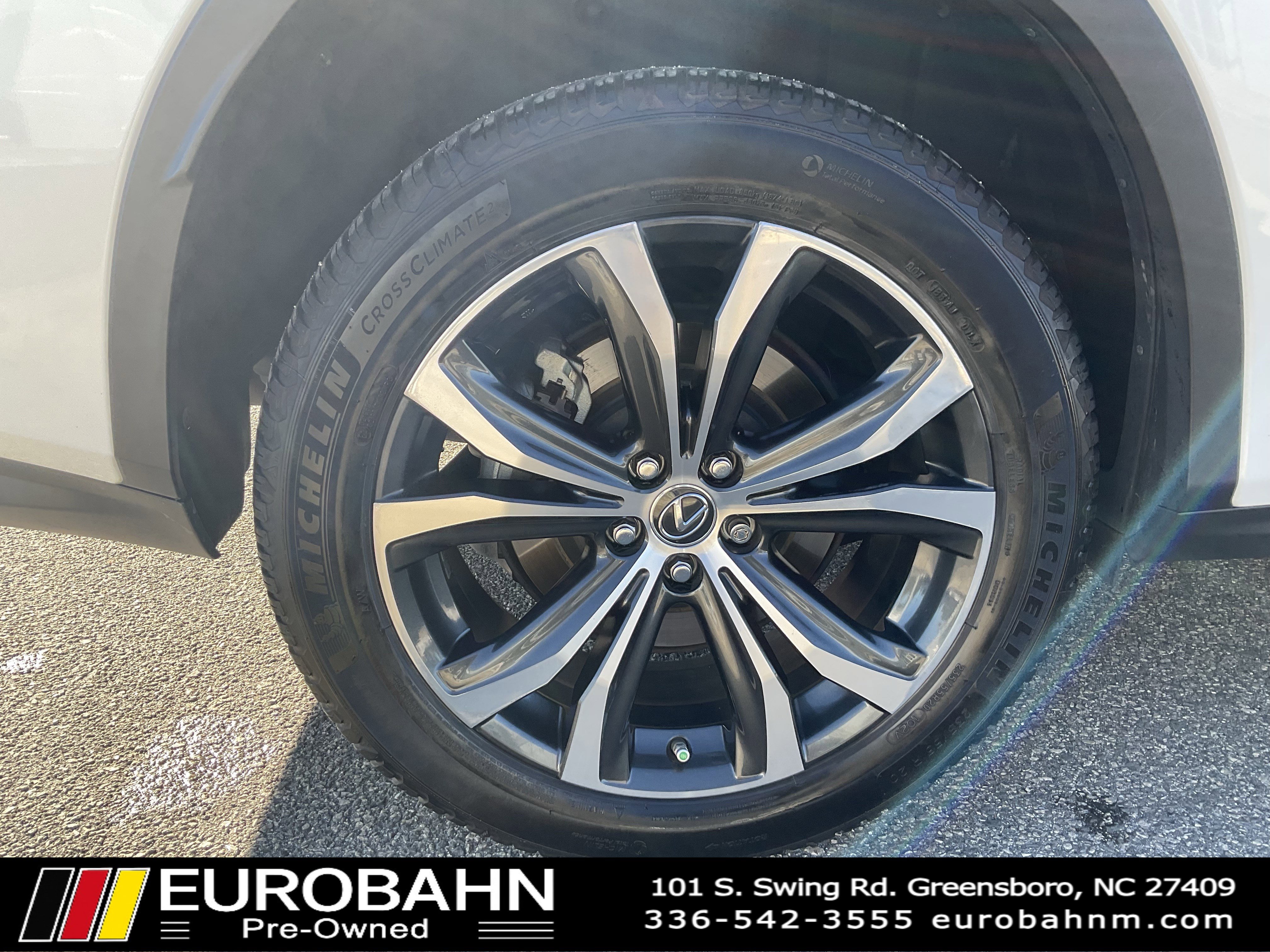 Used 2020 Lexus RX 450hL AWD w/ Premium Package image 36