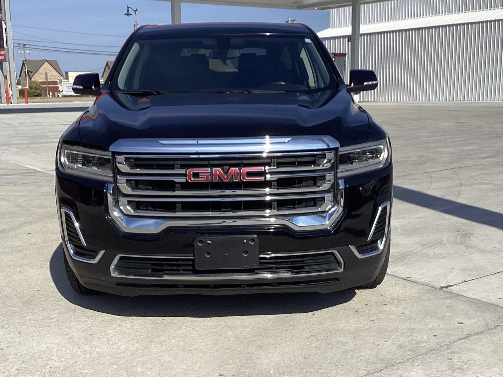 Used 2020 GMC Acadia SLE AWD/4WD image 2