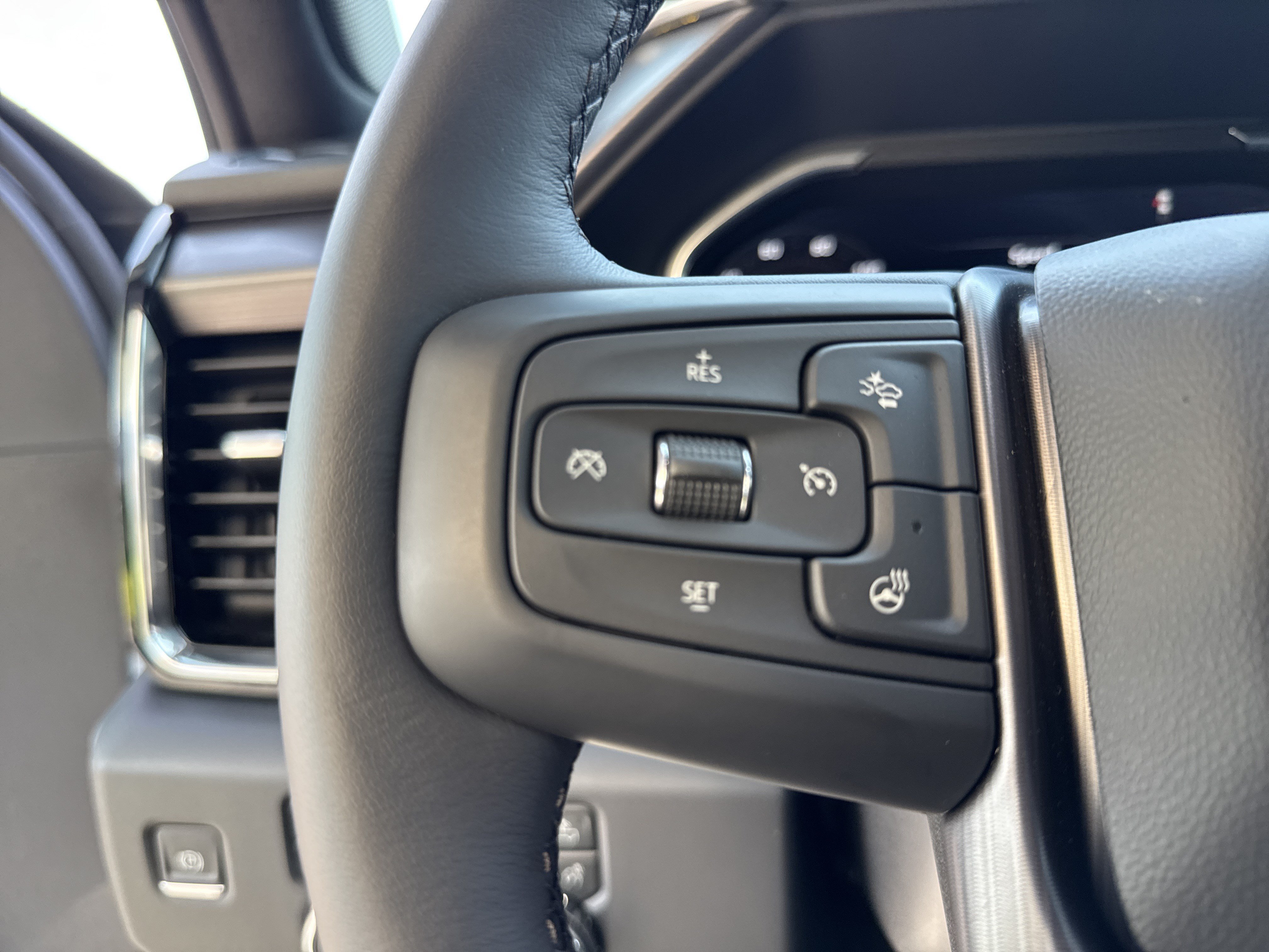 New 2026 GMC Sierra 2500 Denali Ultimate AWD/4WD image 22