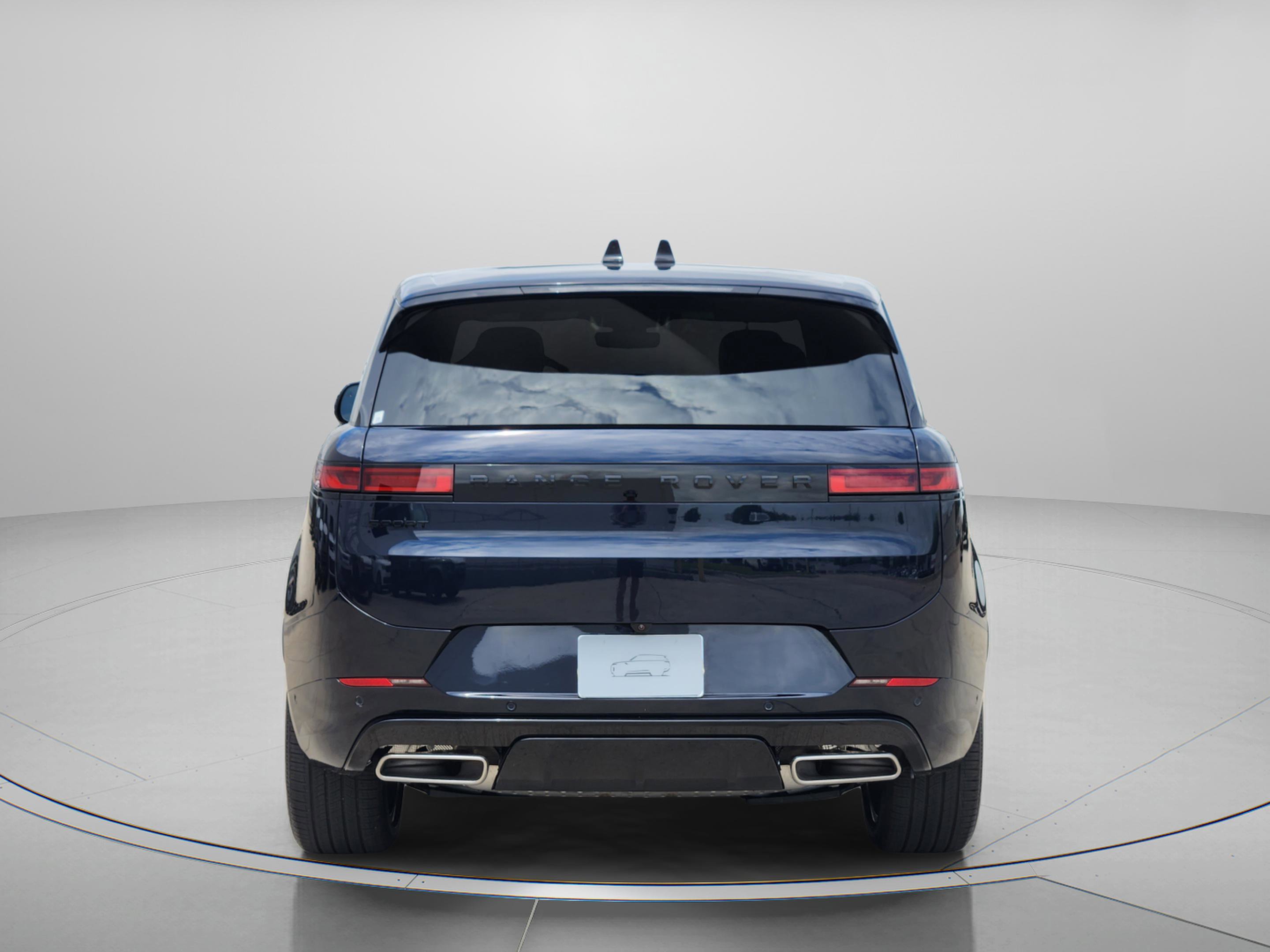 New 2026 Land Rover Range Rover Sport Dynamic SE AWD/4WD image 4