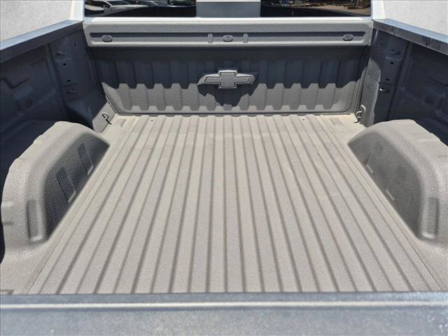 Used 2026 Chevrolet Silverado 1500 LT Trail Boss w/ LT Trail Boss Premium Package AWD/4WD image 6