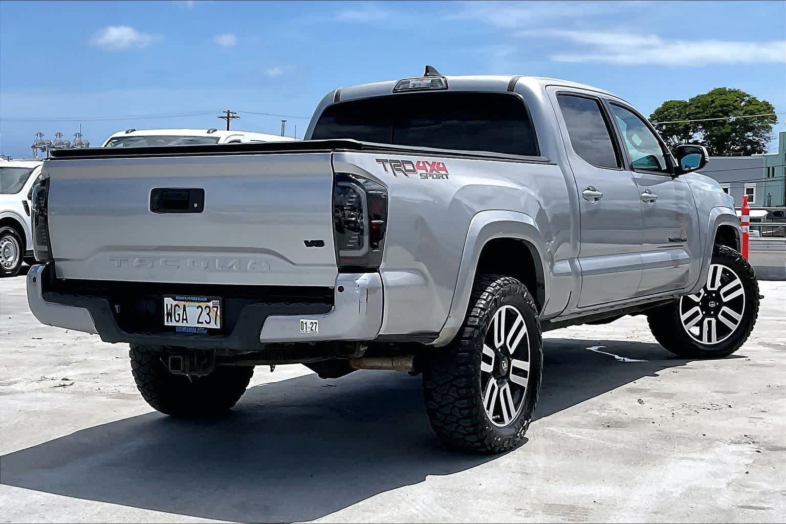 Used 2018 Toyota Tacoma 4x4 Double Cab image 22