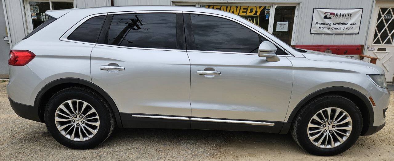 Used 2016 Lincoln MKX Select AWD/4WD image 2