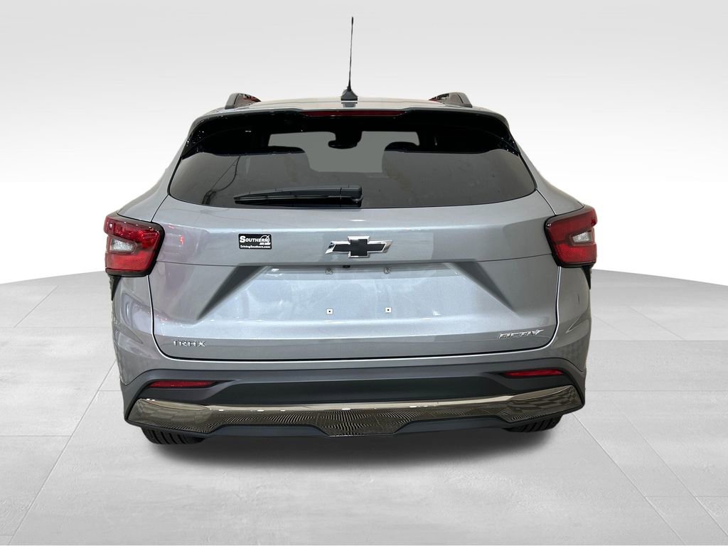 Used 2025 Chevrolet Trax ACTIV image 4