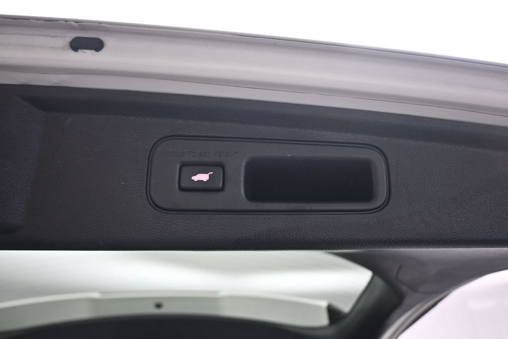 Used 2018 Honda Odyssey Elite image 67