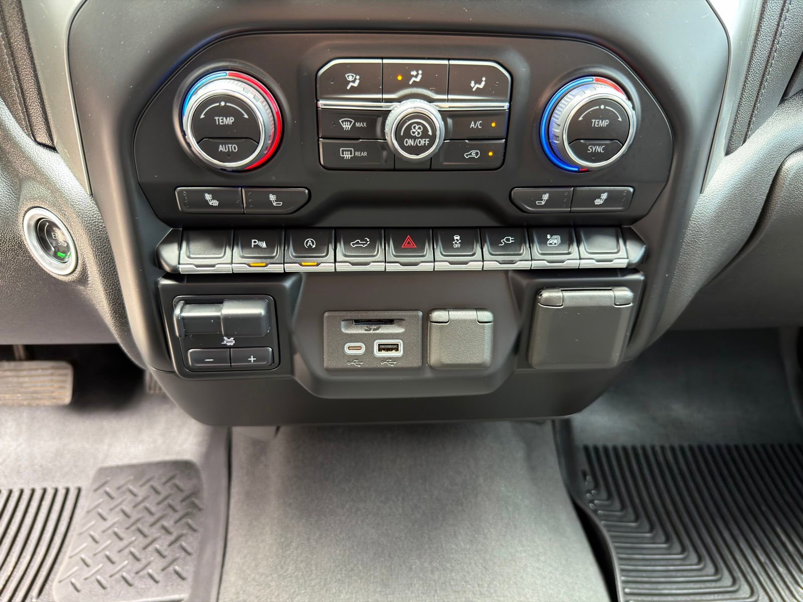 Used 2022 Chevrolet Silverado 1500 LT w/ All Star Edition Plus AWD/4WD image 23