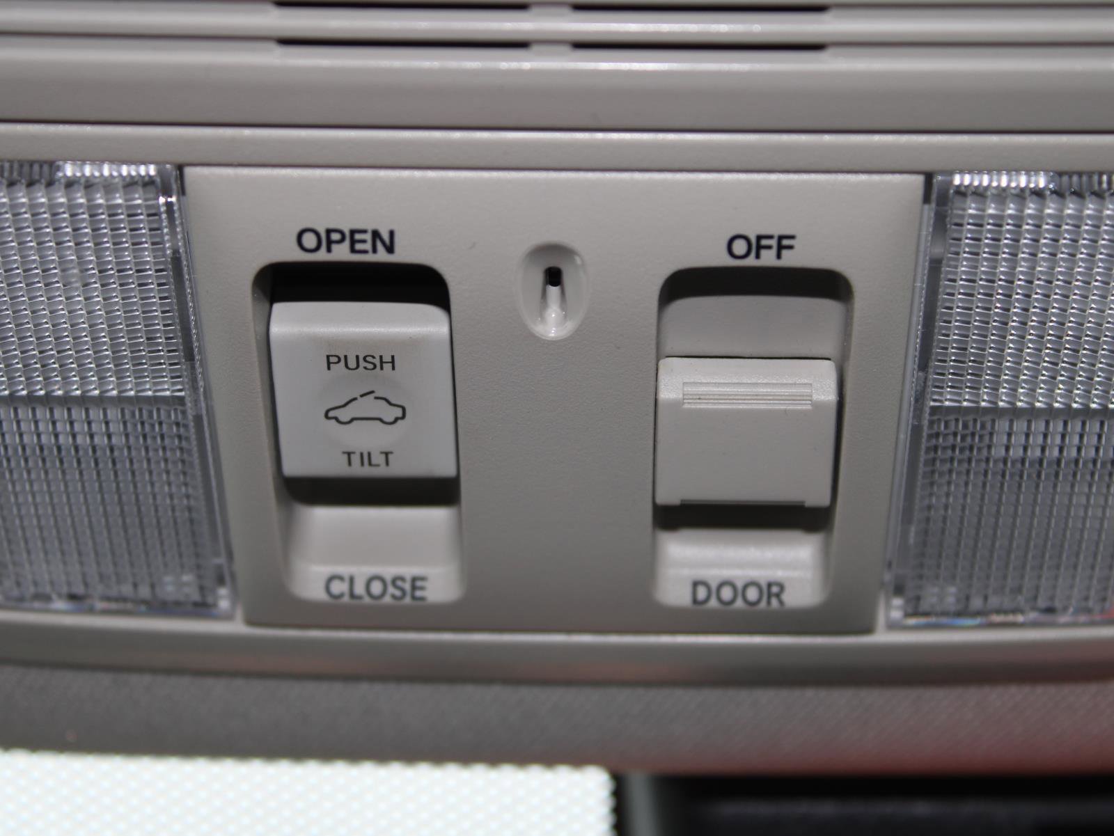 Used 2019 Honda Accord EX image 11