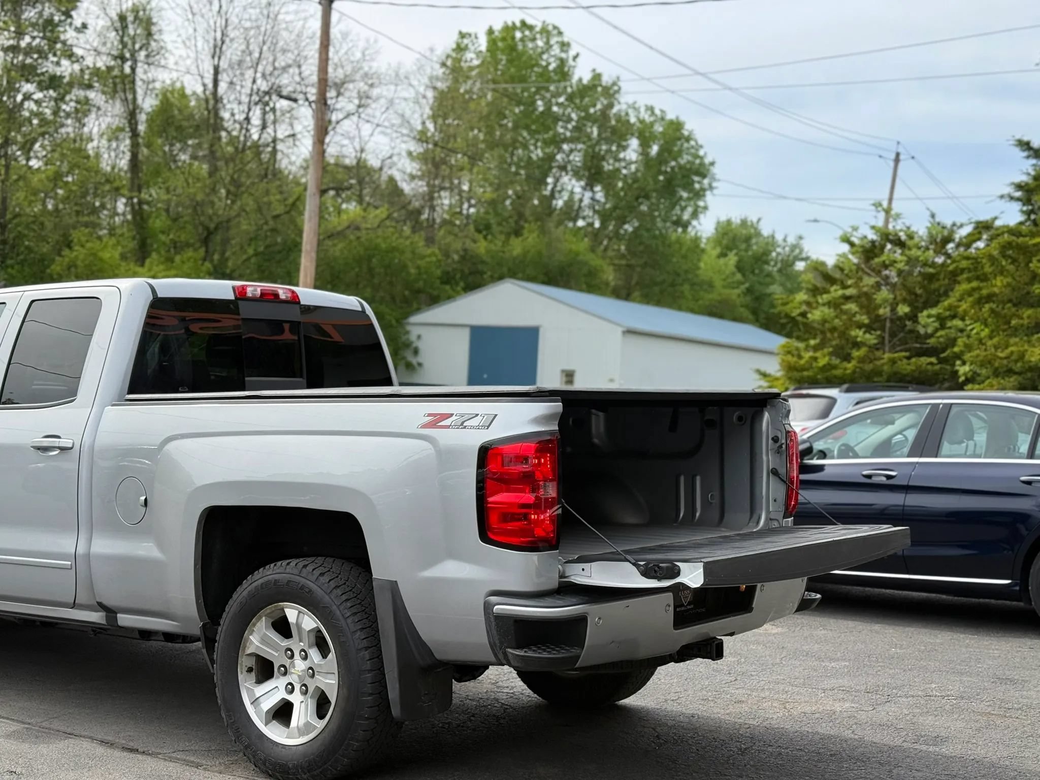 Used 2018 Chevrolet Silverado 1500 LT w/ All Star Edition AWD/4WD image 36