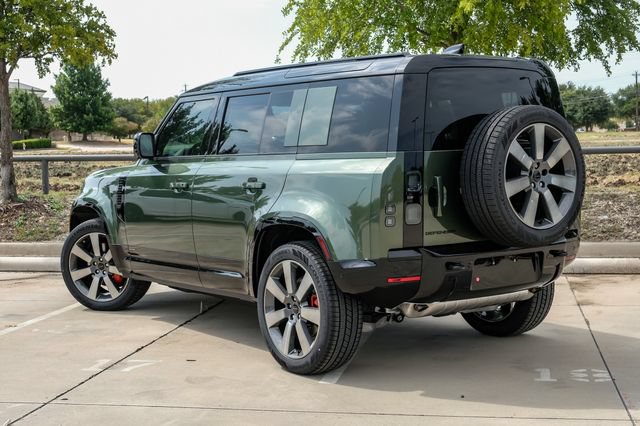 New 2026 Land Rover Defender 110 X AWD/4WD image 11