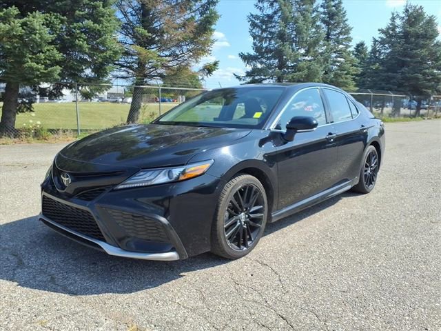 Used 2023 Toyota Camry XSE video 3