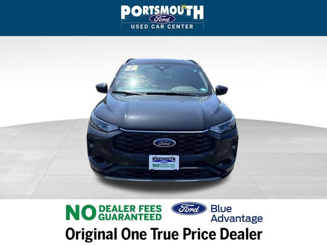 Certified 2024 Ford Escape ST-Line Select w/ Tech Pack #2 image 9
