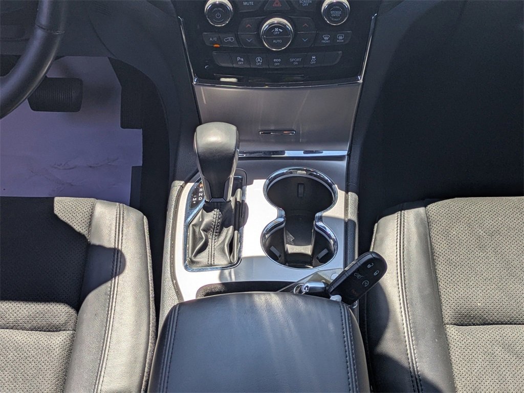 Used 2022 Jeep Grand Cherokee Laredo X image 21