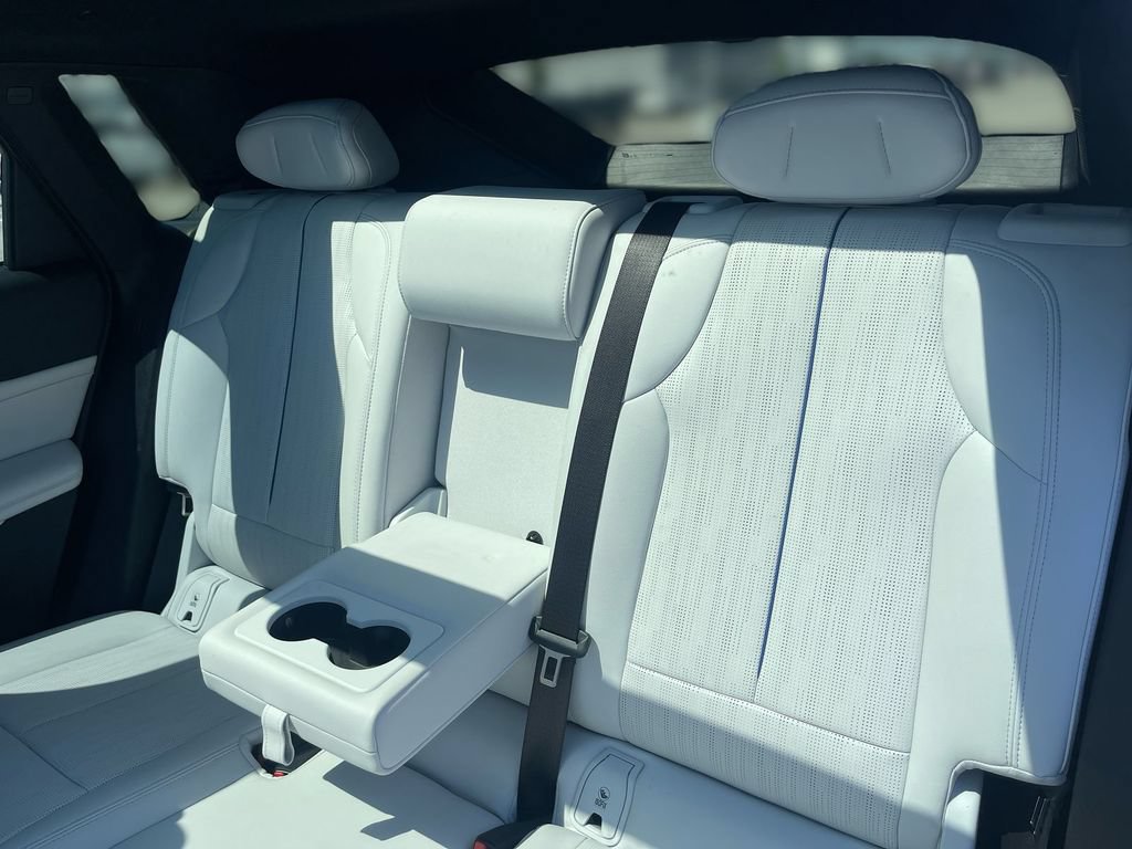 Certified 2024 Cadillac Lyriq Luxury AWD/4WD image 26
